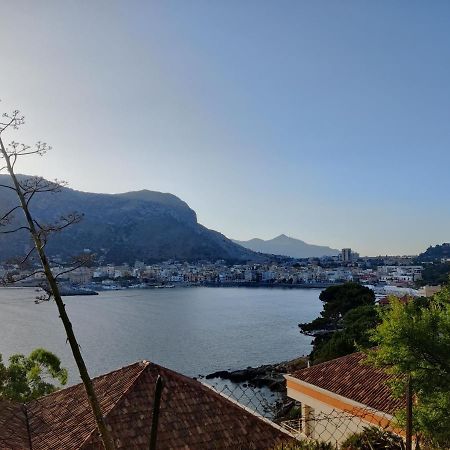 L'Angolo Dei Barcaioli Apartment Палермо Екстериор снимка