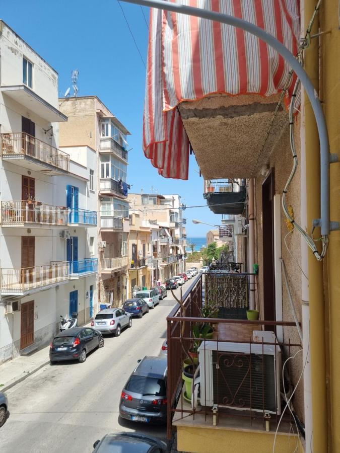 L'Angolo Dei Barcaioli Apartment Палермо Екстериор снимка